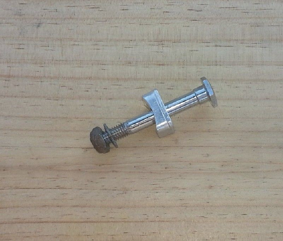 front brake fixing screw Mafac Racer ref : 491E - 495 dural forgé vintage racib bicycle