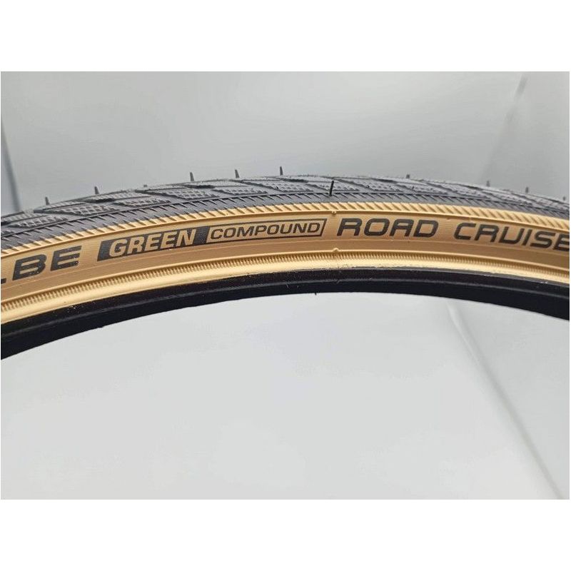Pneu Schwalbe classic  27X1 1 / 4 TR beige et noir (32-630)