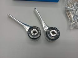 Shimano SL-R400 downtube shifters 8 speed
