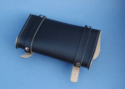 Sacoche de selle en cuir synthétique couleur noire