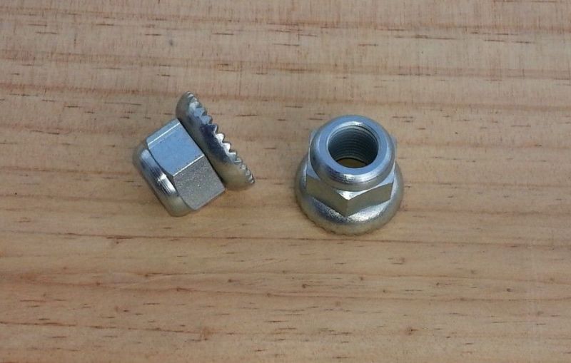safety nuts for rear wheel  - bicycle vintage