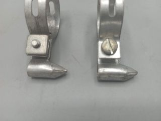 2 colliers de fixation pour pompe à vélo 1950 - 1960