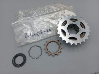 Shimano HG 30 Cassette 7 vitesses 13-23 produit neuf