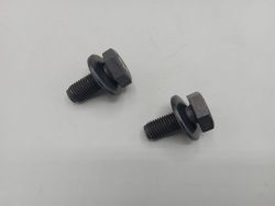 2 screws for bottom bracket axle D8x100