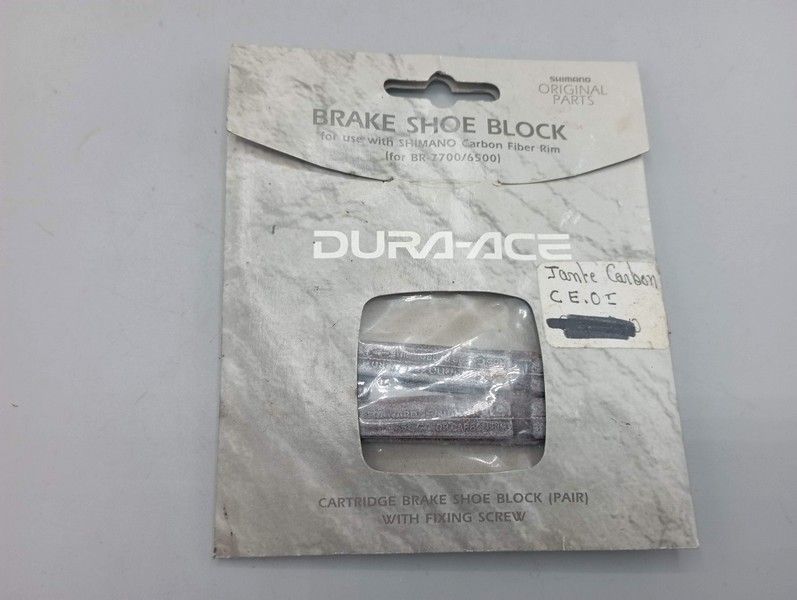 Dura-Ace - 2 pads for BR-7700 - BR-6500 carbon rims