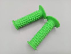 Cassano - Pair of green BMX grips