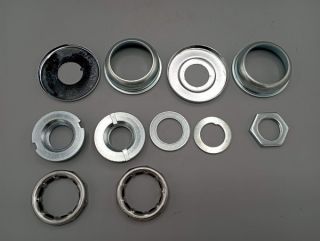 YST - Standard 51.5 mm one-piece BMX bottom bracket