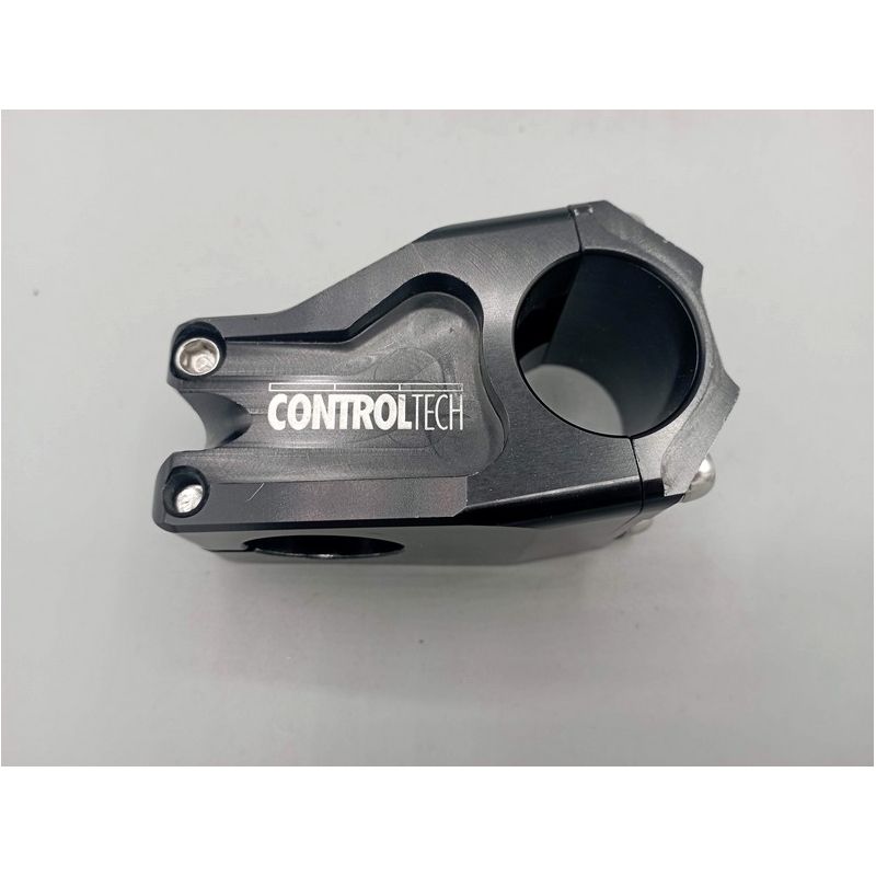 Control Tech Potence noire DH BMX  aluminium 1 1/8" CNC