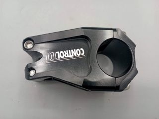 Control Tech Potence noire DH BMX aluminium 1 1/8" CNC