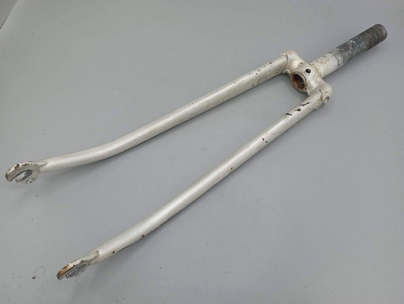 Fourche 600a vélo demi course enfant filetage français 25x1 mm