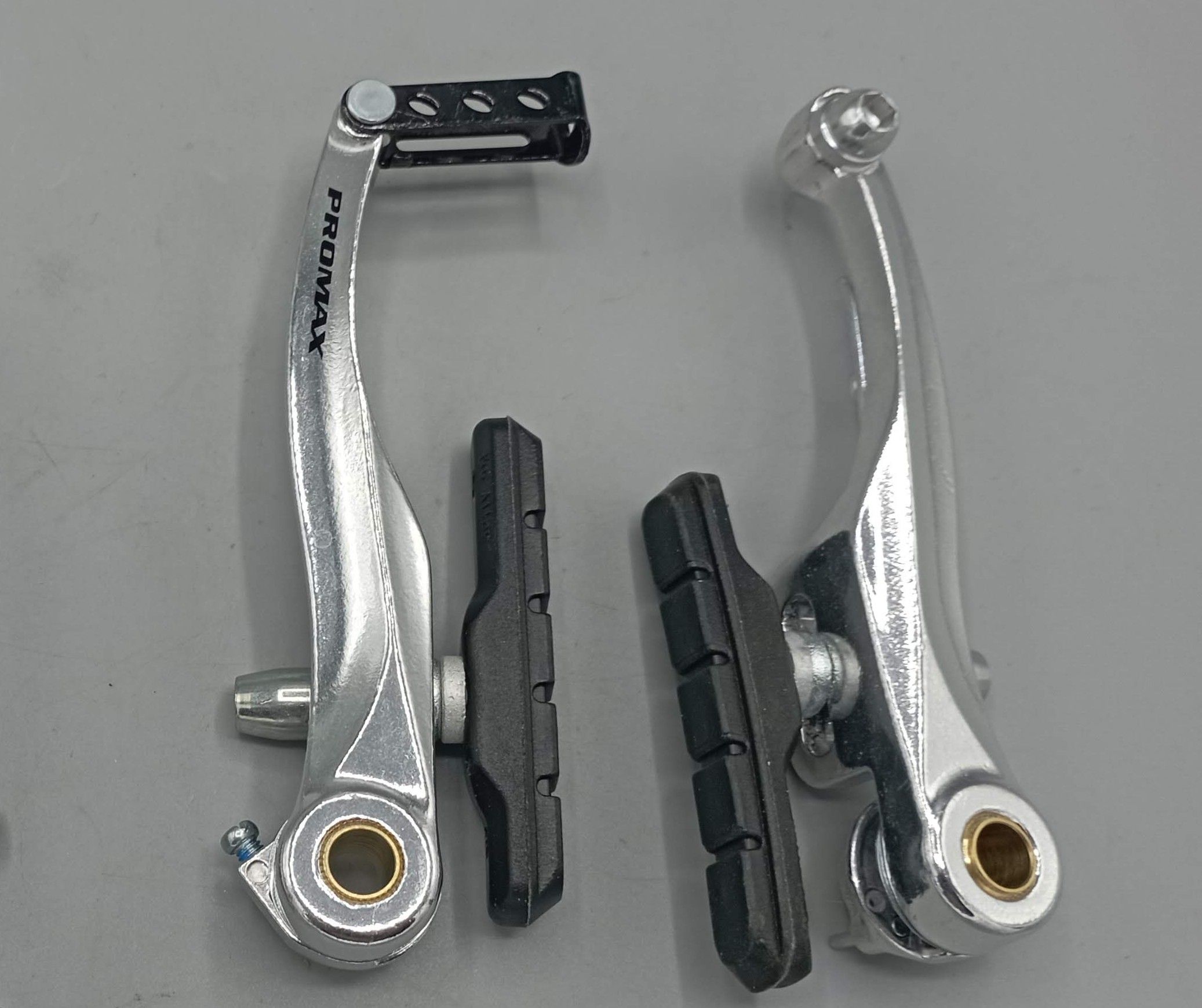 Etrier de frein V-Brake en aluminium couleur argent