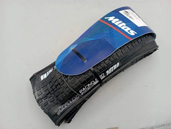 Mitas - Tubeless BMX tyre 20 x 1 3/8" ERTRO 37-451