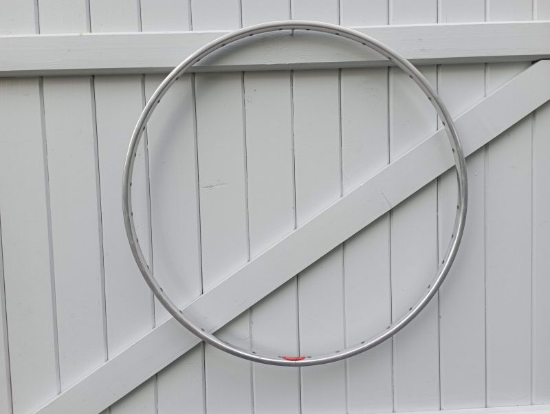 Super-Champion - Old stock 650C aluminium tubular rim 36t