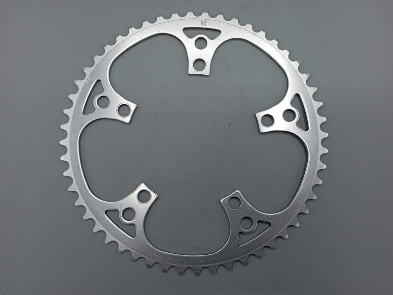 Stronglight chainring - 52 teeth BCD 122