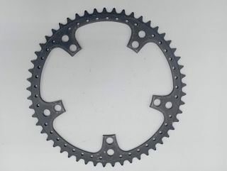 Sugino - Plateau noir perforé  - 53 dents - BCD 144