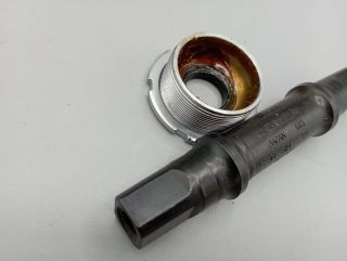 Shimano 105 SC  bottom bracket set, old stock 1.37 X 24 113 mm