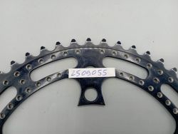 plateau Stronglight 105 bis noir  -  BCD 122 - 52 dents - 5 trous - Plateau noir perforé