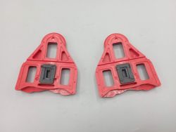 Look - Red shoe cleats