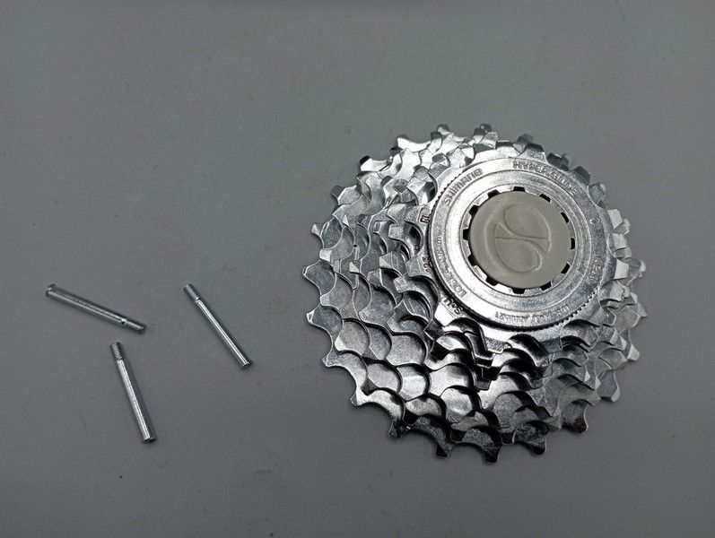 Shimano Ultegra cassette HG-70 12-23 ancien stock