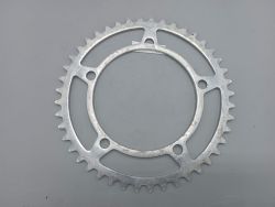 Stronglight - 44-tooth chainring - BCD 122