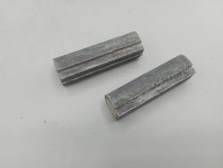 Pair of brake pads for "chapeau de gendarme" rims