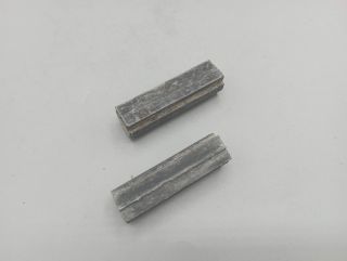 Pair of brake pads for "chapeau de gendarme" rims