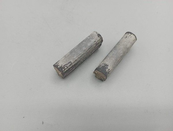 Pair of brake pads for "chapeau de gendarme" rims