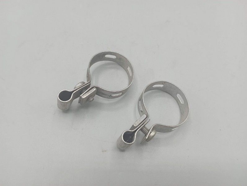 Ancien stock ! : 2 colliers de fixation pour pompe à vélo 1950 - 1960