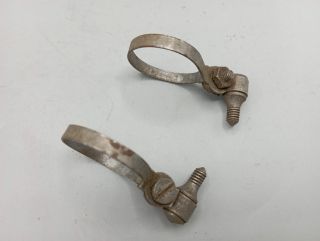 2 colliers de fixation de pompe à vélo avant 1945