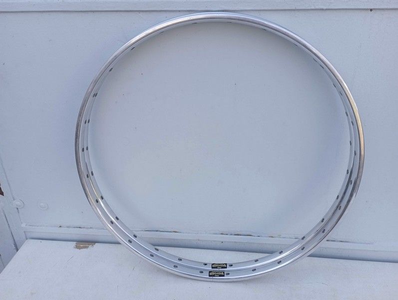 Neuves ! Paire de jantes Rigida Pro 24" à boyaux