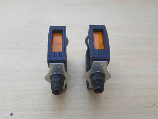 Black pedals for children's bikes Lyotard  french thread