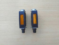 Black pedals for children's bikes Lyotard  french thread