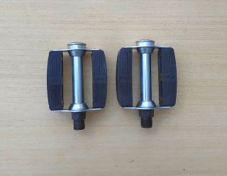 Black pedals for children's bikes Lyotard  french thread