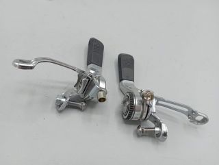 Neuves ! Manettes de vitesses aluminium VTT 3x6 années 80