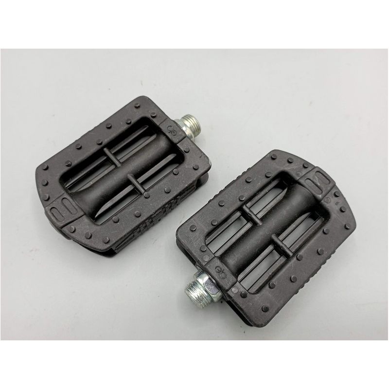 Vintage retro children's bike pedals (90s stock)