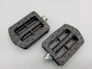 Vintage retro children's bike pedals (90s stock)