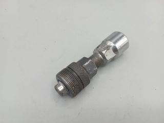 extractor removes 22 mm bicycle crankset vintage bicycle
