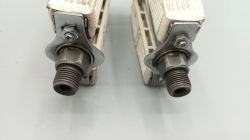 Pair of white pedals Lyotard city bike steel