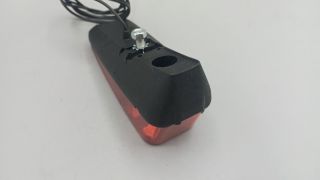 Eclairage vélo feu arrière avec fil électrique