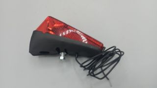 Eclairage vélo feu arrière avec fil électrique