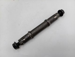 Nervar - 122 mm - ISO - Square bottom bracket spindle