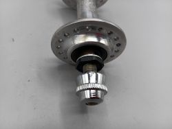 New! Campagnolo Veloce - 36-hole front hub