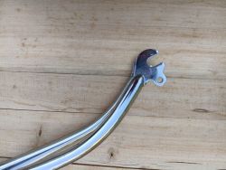 Neuve ! Fourche chromée pour roue de 550A