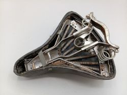 Vintage city bike spring saddle from the '70s and '80s; for folding bikes and mini bikes