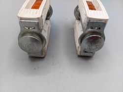 lyotard 88R pédale vélo enfant vintage tricycle annees 1960 1970 filetage français