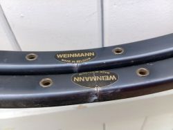 Weinmann 700c 32-hole rim for vintage road bike