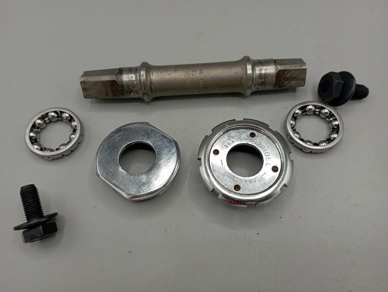 Stronglight - Jeu de pédalier axe carré  118 mm  35x1 filetage français