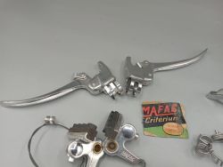 freins Mafac Criterium cantilever leviers 23 mm vintage neuf ancien