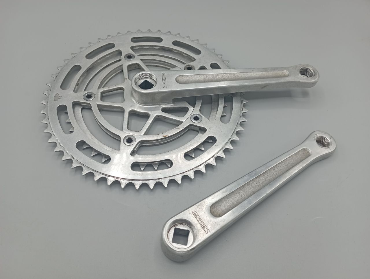 Pédalier double Stronglight 93